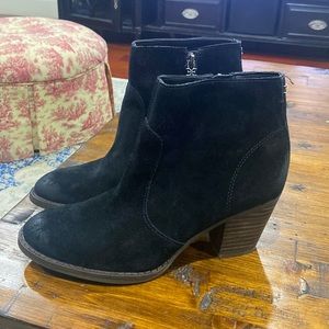 NWOT Sam Edelman Mari Suede Booties